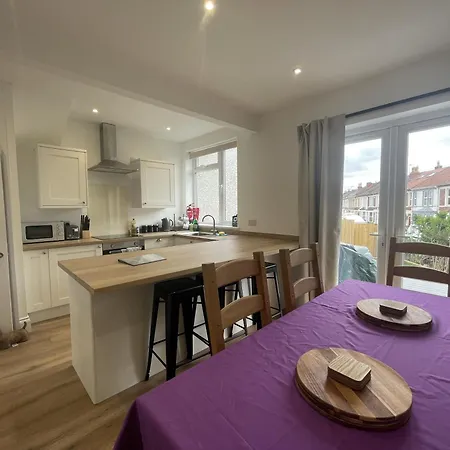 Refined Comfort In The Heart Of Bedminster * Bristol