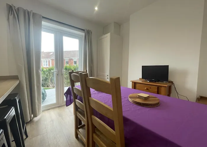 Дом отдыха Refined Comfort In The Heart Of Bedminster *