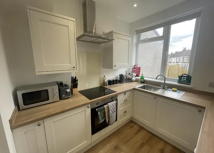 Refined Comfort In The Heart Of Bedminster *