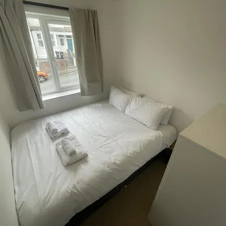 Refined Comfort In The Heart Of Bedminster