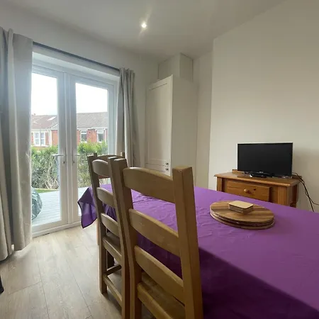 Vakantiehuis Refined Comfort In The Heart Of Bedminster *